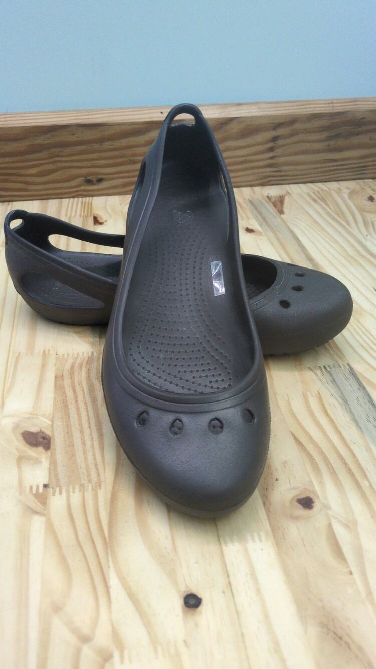 Crocs Kadee Ballet Flats Shoes Womens size 9 brown